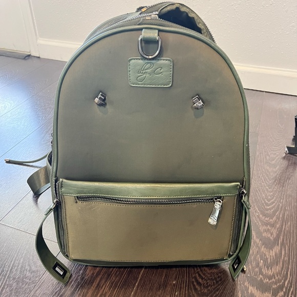 Celebrity Favorite Backpack With Leather Hood Army Green Lots Of Pockets - Picture 4 of 6